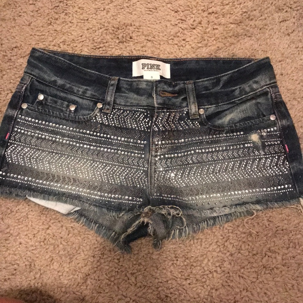 Short shorts